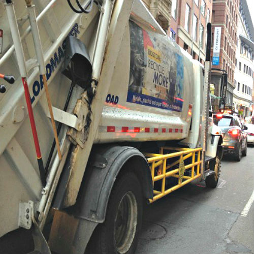 100114-bostontrashtruck.jpg