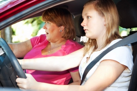 teen-driver-and-mom.jpg